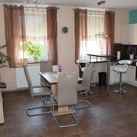 公寓 Moderne Und Sehr Gemuetliche Wattenbach