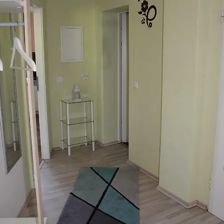 Apartment Moderne Und Sehr Gemuetliche *